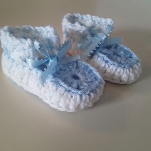 Handmade crochet baby shoes